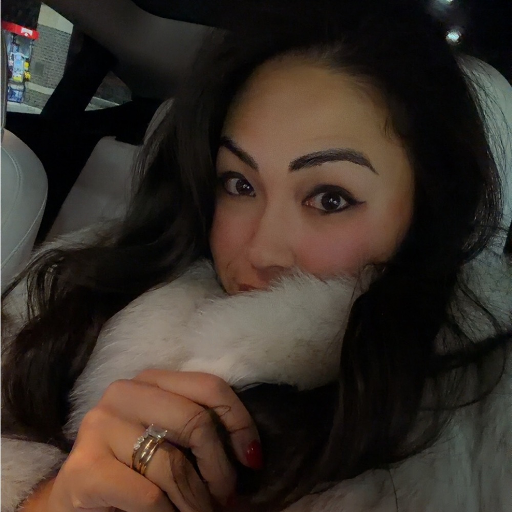 Meet your Posher, Andrea